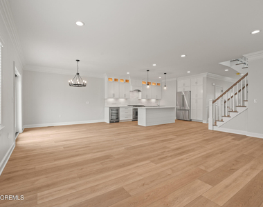 215 Brighton Avenue - Photo Thumbnail 30
