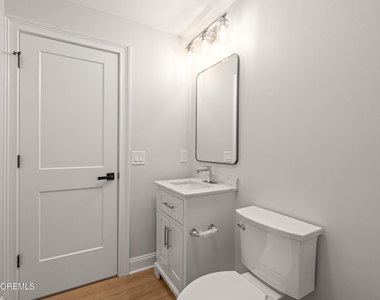 215 Brighton Avenue - Photo Thumbnail 13
