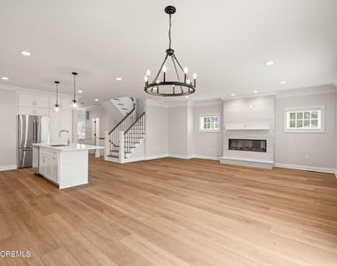215 Brighton Avenue - Photo Thumbnail 27