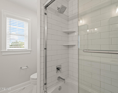 215 Brighton Avenue - Photo Thumbnail 5
