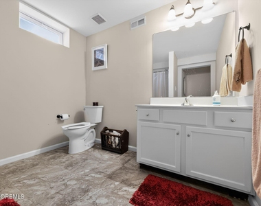 153 Sandra Way - Photo Thumbnail 18