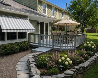 99 Oak Lane - Photo Thumbnail 35