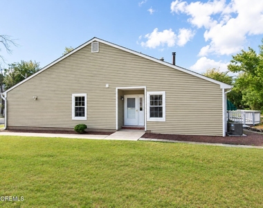 99 Oak Lane - Photo Thumbnail 36