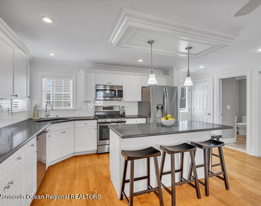 63 Fort Avenue - Photo Thumbnail 11