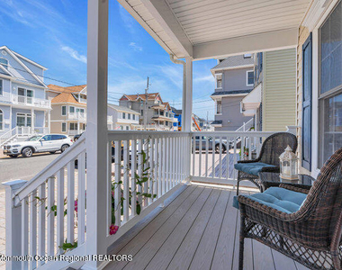 63 Fort Avenue - Photo Thumbnail 3