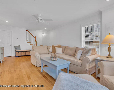 63 Fort Avenue - Photo Thumbnail 4