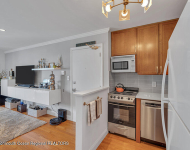 207 13th Avenue - Photo Thumbnail 13