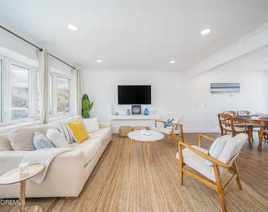 58 E Lagoona Drive - Photo Thumbnail 1