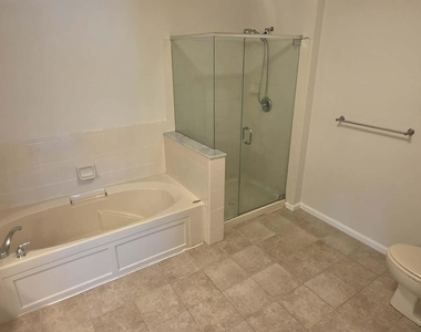 111 Shinnecock Drive - Photo Thumbnail 10