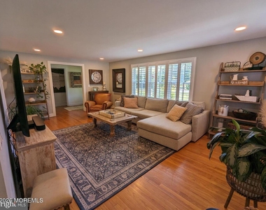 149 S Main Street - Photo Thumbnail 19