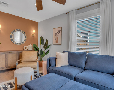 307 6th Avenue - Photo Thumbnail 9