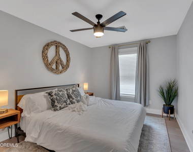 307 6th Avenue - Photo Thumbnail 26