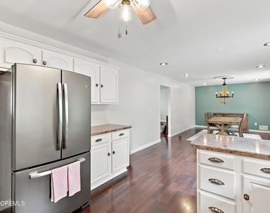 1519 Berkeley Avenue - Photo Thumbnail 9