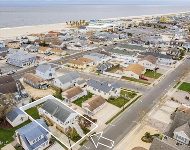 212 Randall Avenue - Photo Thumbnail 1