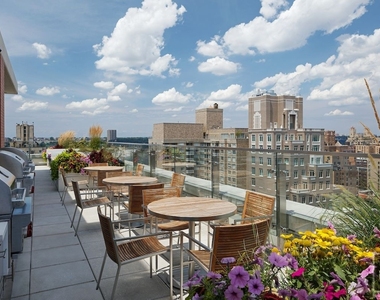 West 80th Street - Photo Thumbnail 16