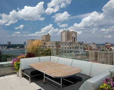 West 80th Street - Photo Thumbnail 15