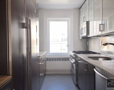 East 66th Street - Photo Thumbnail 2