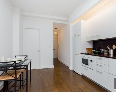 West 91st Street - Photo Thumbnail 1