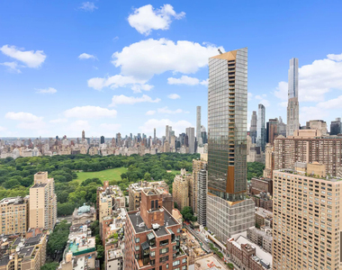 W 67th St - Photo Thumbnail 2