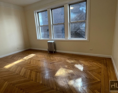 West 13 Street - Photo Thumbnail 2