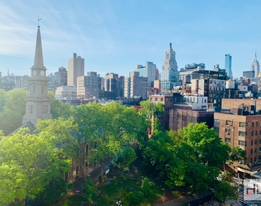 Second Avenue - Photo Thumbnail 2