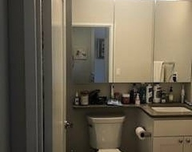 East 31st Street - Photo Thumbnail 3