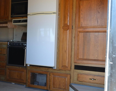 677 S Warner Drive - Photo Thumbnail 5
