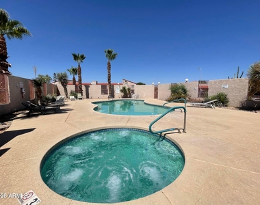 1440 N Idaho Road - Photo Thumbnail 9