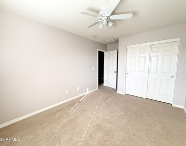 27507 N 54th Lane - Photo Thumbnail 14