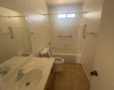 1890 W 15th Lane - Photo Thumbnail 10
