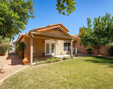 12790 N 89th Street - Photo Thumbnail 6