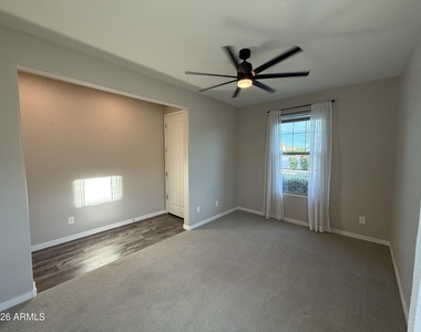 9458 E Thatcher Avenue - Photo Thumbnail 7