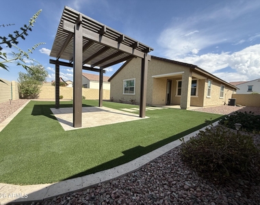 9458 E Thatcher Avenue - Photo Thumbnail 3