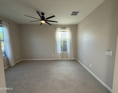 9458 E Thatcher Avenue - Photo Thumbnail 5