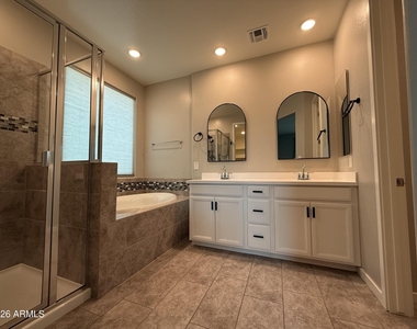 9458 E Thatcher Avenue - Photo Thumbnail 40