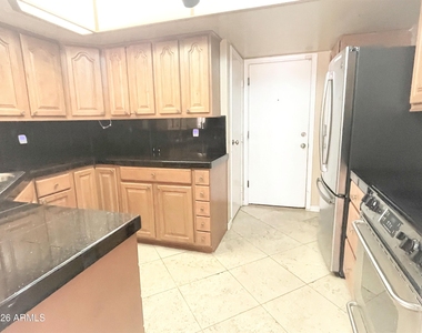 3030 N Hayden Road - Photo Thumbnail 1
