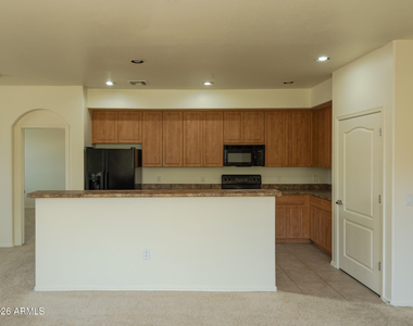 705 W Queen Creek Road - Photo Thumbnail 10