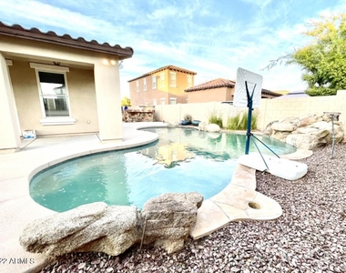 2289 E Aster Drive - Photo Thumbnail 18