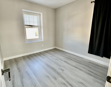 2289 E Aster Drive - Photo Thumbnail 14