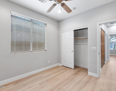 10361 W Foothill Drive - Photo Thumbnail 18