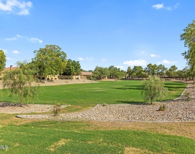 10361 W Foothill Drive - Photo Thumbnail 31