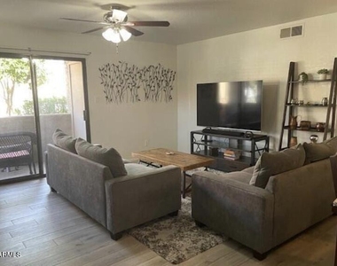 5122 E Shea Boulevard - Photo Thumbnail 6