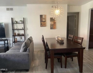 5122 E Shea Boulevard - Photo Thumbnail 5