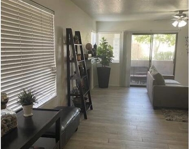 5122 E Shea Boulevard - Photo Thumbnail 4