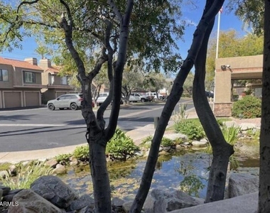 5122 E Shea Boulevard - Photo Thumbnail 17