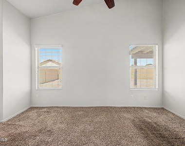 8904 W Edgemont Avenue - Photo Thumbnail 12