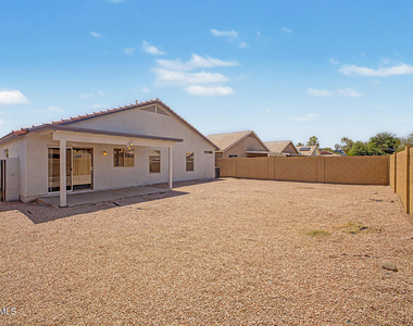 8904 W Edgemont Avenue - Photo Thumbnail 23