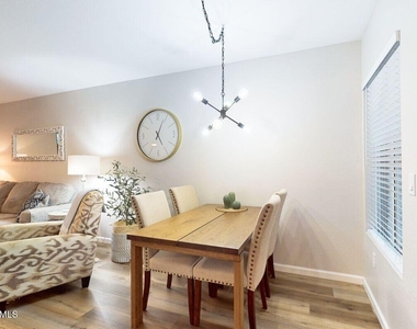 1825 W Ray Road - Photo Thumbnail 6