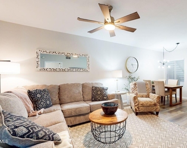 1825 W Ray Road - Photo Thumbnail 4