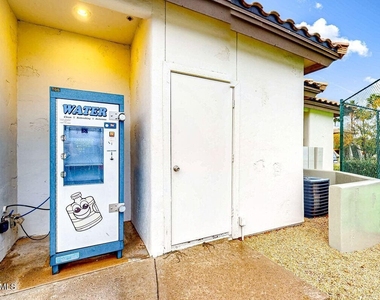 1825 W Ray Road - Photo Thumbnail 23
